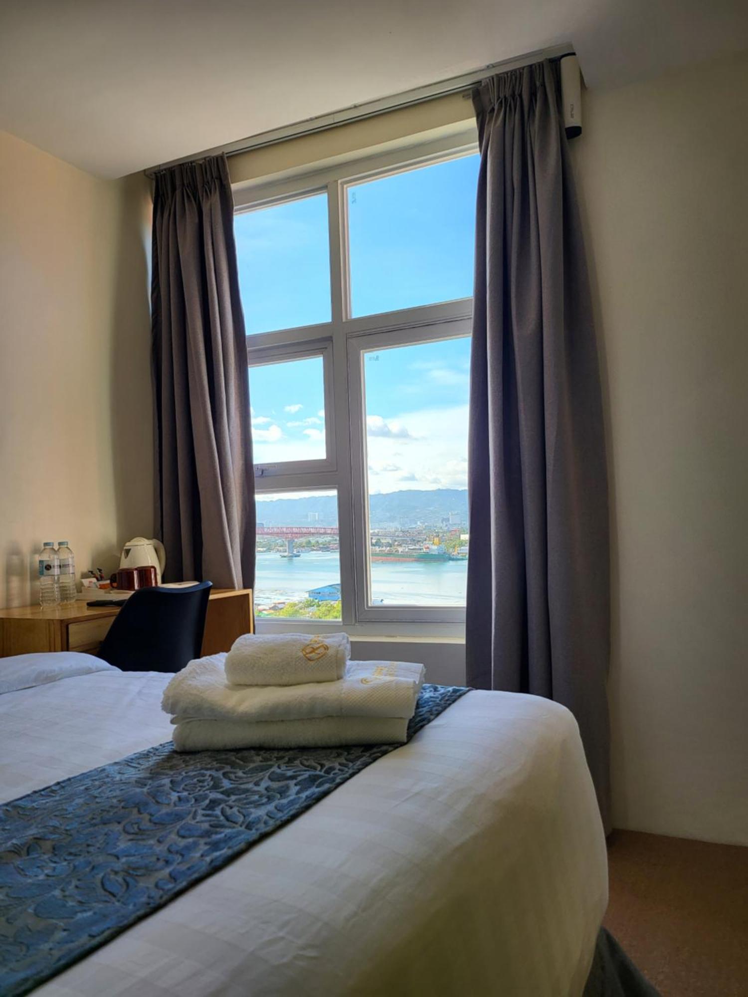 Sempre Premier Inn - Mactan Airport Hotel Lapu-Lapu City Oda fotoğraf